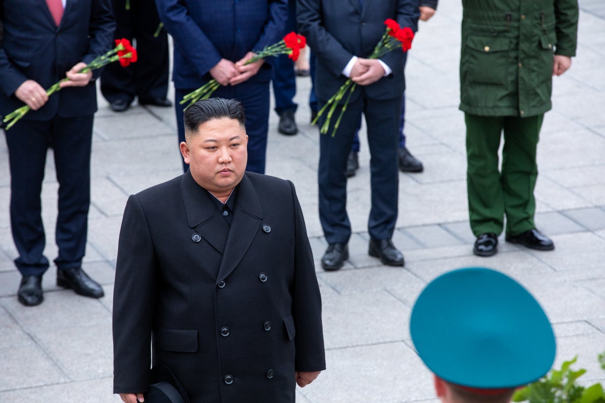 Kim Jong-Un Said To Offer 100,000 'Volunteers' To Vladimir Putin To Fight Ukraine