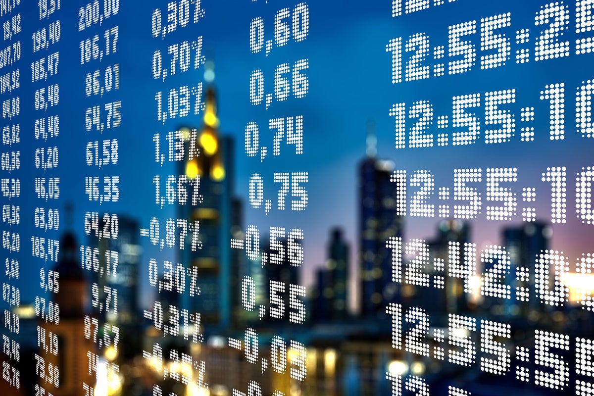 A Look Into Energy Sector Value Stocks