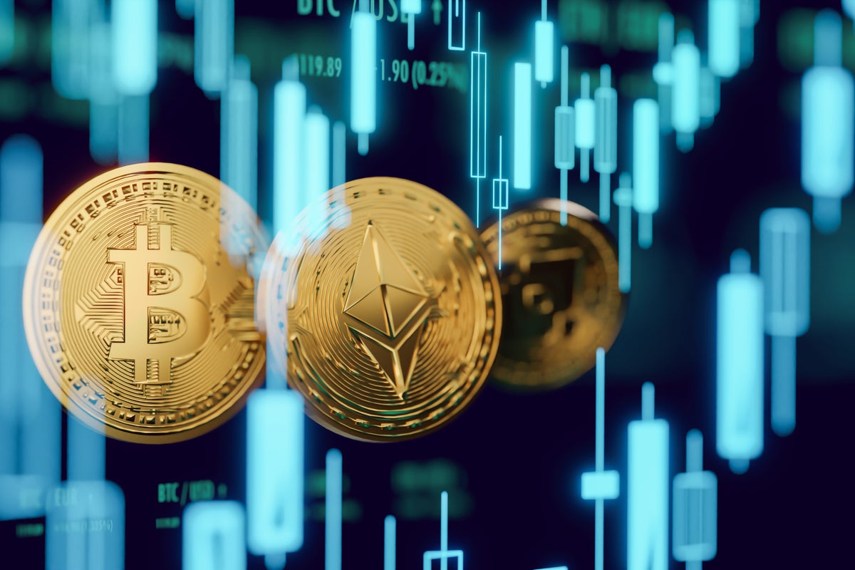 Bitcoin (BTC/USD), Ethereum (ETH/USD), Dogecoin (DOGE/USD) – Bitcoin, Ethereum, Dogecoin Muted: Are Traders In For Pain Ahead As Analyst Says 'Bulls Have Had Their Fun?'