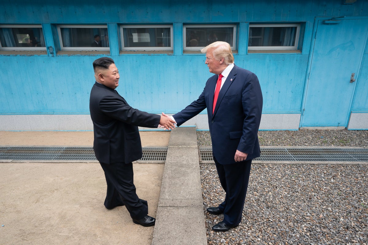 Is Trump Still In Touch With Kim Jong Un, Putin? New Book Has Surprising Revelations - Digital World Acq (NASDAQ:DWAC)