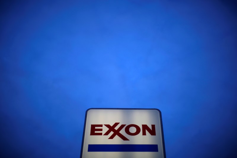 Exxon orders shale stand-down over rash of oilfield worker injuries By Reuters