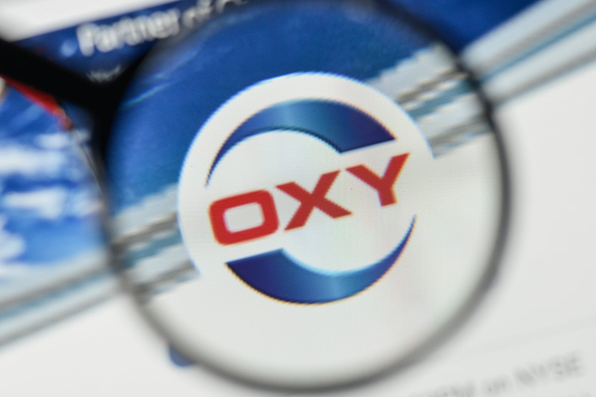 Warren Buffett's Berkshire Hathaway Adds $352M Stake In Occidental Petroleum This Week: Stock Nearly Doubles In 2022 - Occidental Petroleum (NYSE:OXY), Berkshire Hathaway Inc. Common Stock (NYSE:BRK/A)