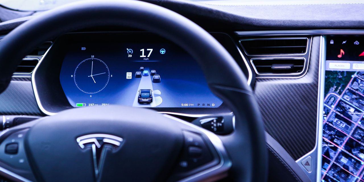 Lawsuit accuses Tesla of overstating Autopilot, Full Self Driving capabilities