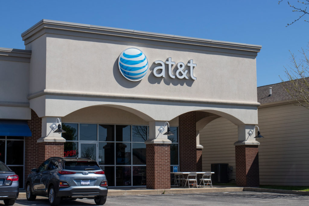 Should I buy AT&T shares after the current dip?