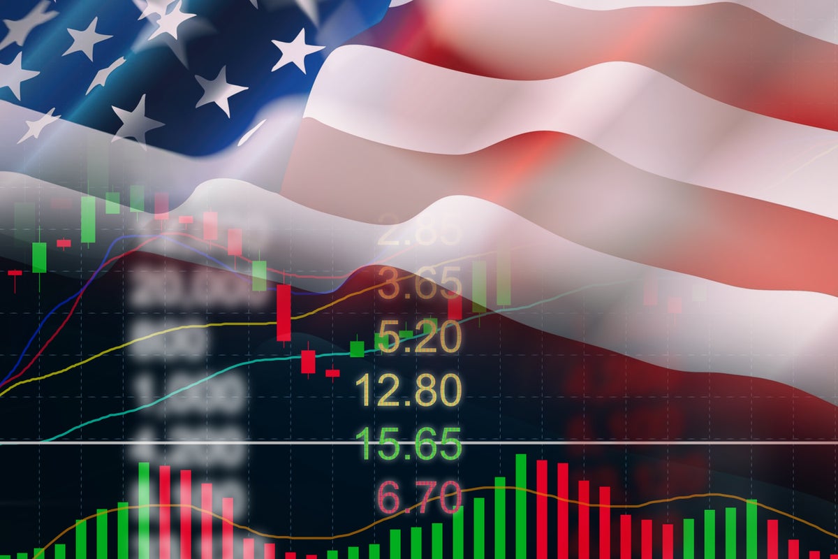 US Stocks Could Continue Momentum 3rd Day Straight As Earnings Drive Nasdaq, S&P 500 Futures Higher — Netflix, Tesla, Chip-Equipment Stocks In Focus - Invesco QQQ Trust, Series 1 (NASDAQ:QQQ), SPDR S&P 500 (ARCA:SPY)