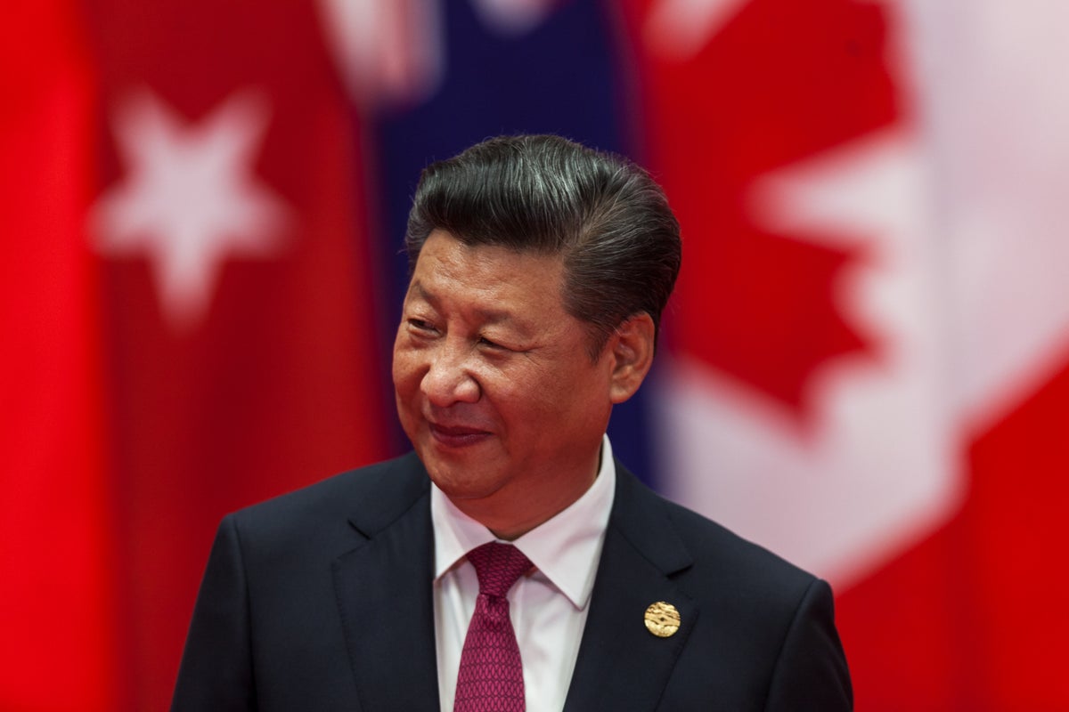 Why Chinese, Hong Kong Stocks Are Tanking As Xi Jinping Consolidates Power - iShares China Large-Cap ETF (ARCA:FXI)