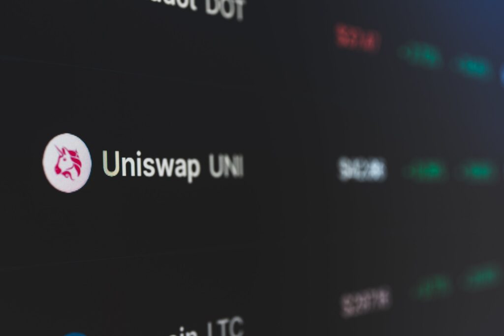 Uniswap raises $165M in series B funding, should you buy UNI now?