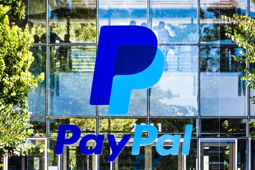 Should I buy PayPal shares after the Q3 results?