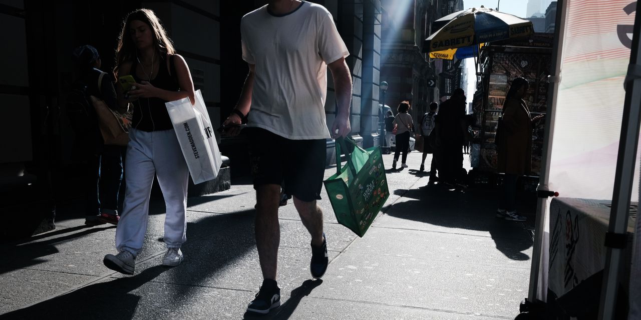 Consumer sentiment hits lowest level since June as fear of recession looms