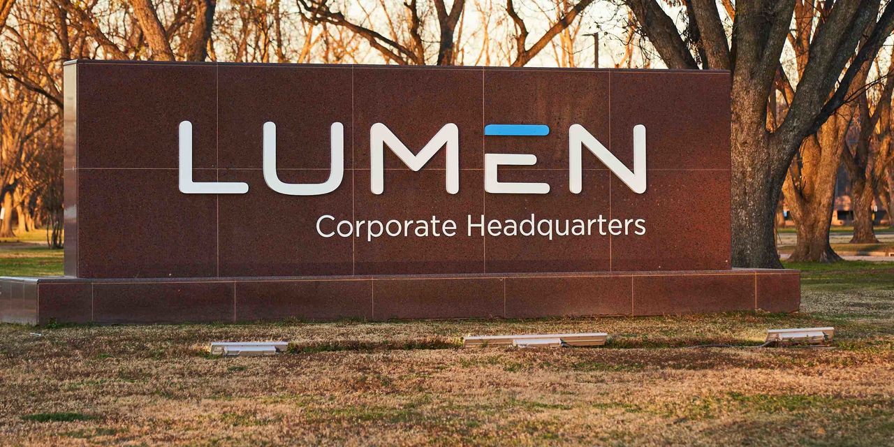 Lumen stock heads for worst year on record but is still overvalued, analyst says