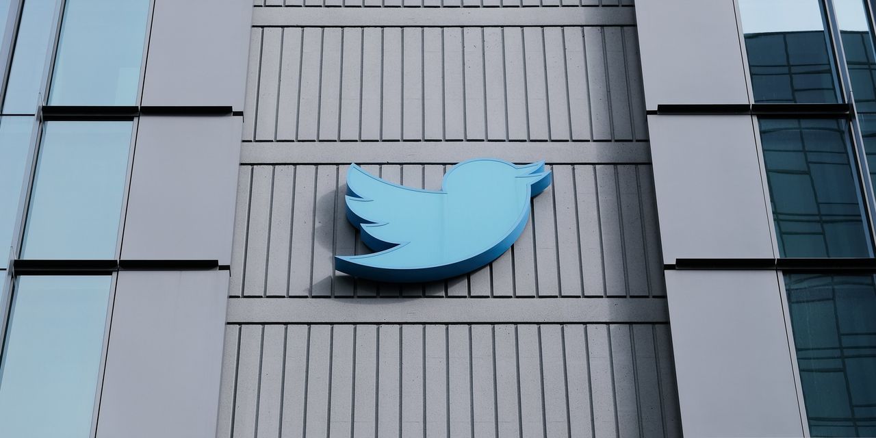 Twitter reportedly slashes more jobs, laying off thousands of contractors