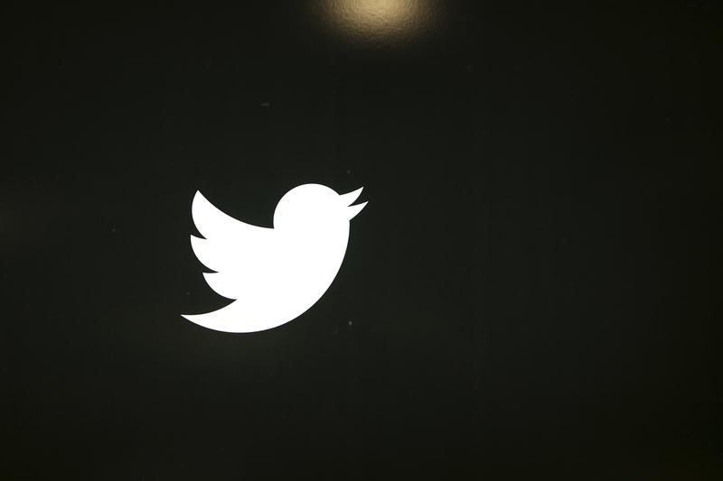 Exclusive-Twitter to introduce new controls for ad placements -email By Reuters