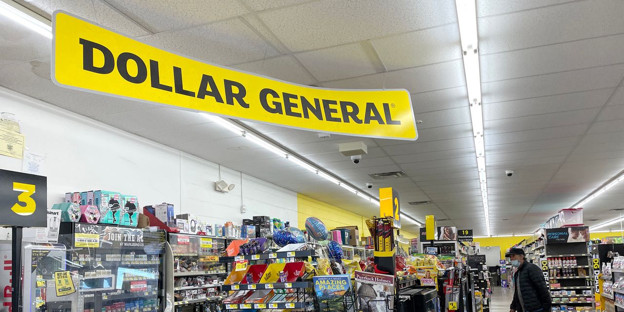 Dollar General customers are shopping closer to payday, as financial pressure increases