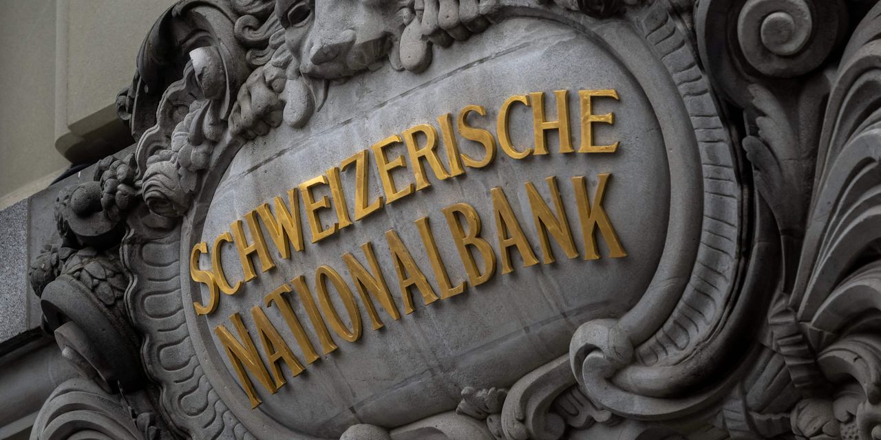 Swiss National Bank estimates it'll record $143 billion loss